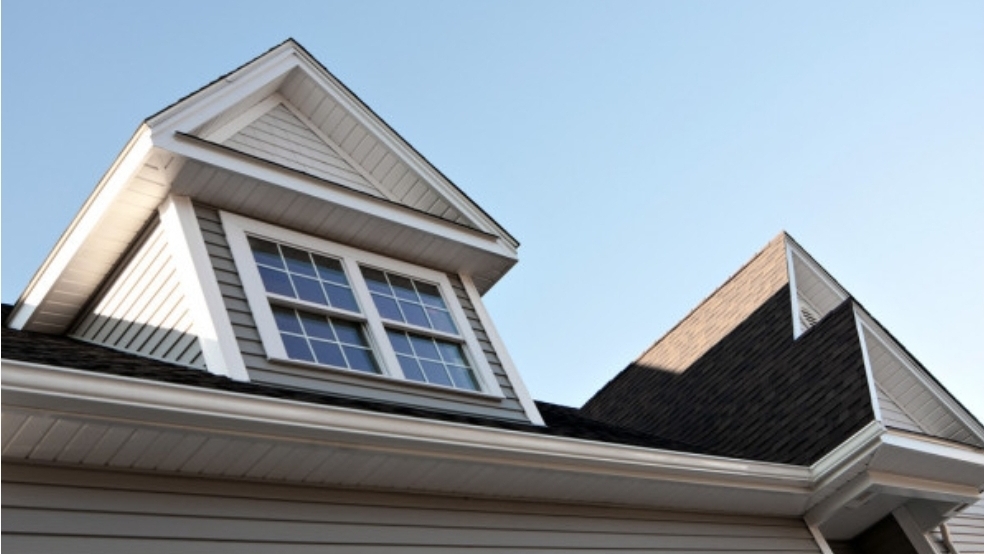 A finished architectural shingle roof on a multi-gable home in the Wenatchee Valley